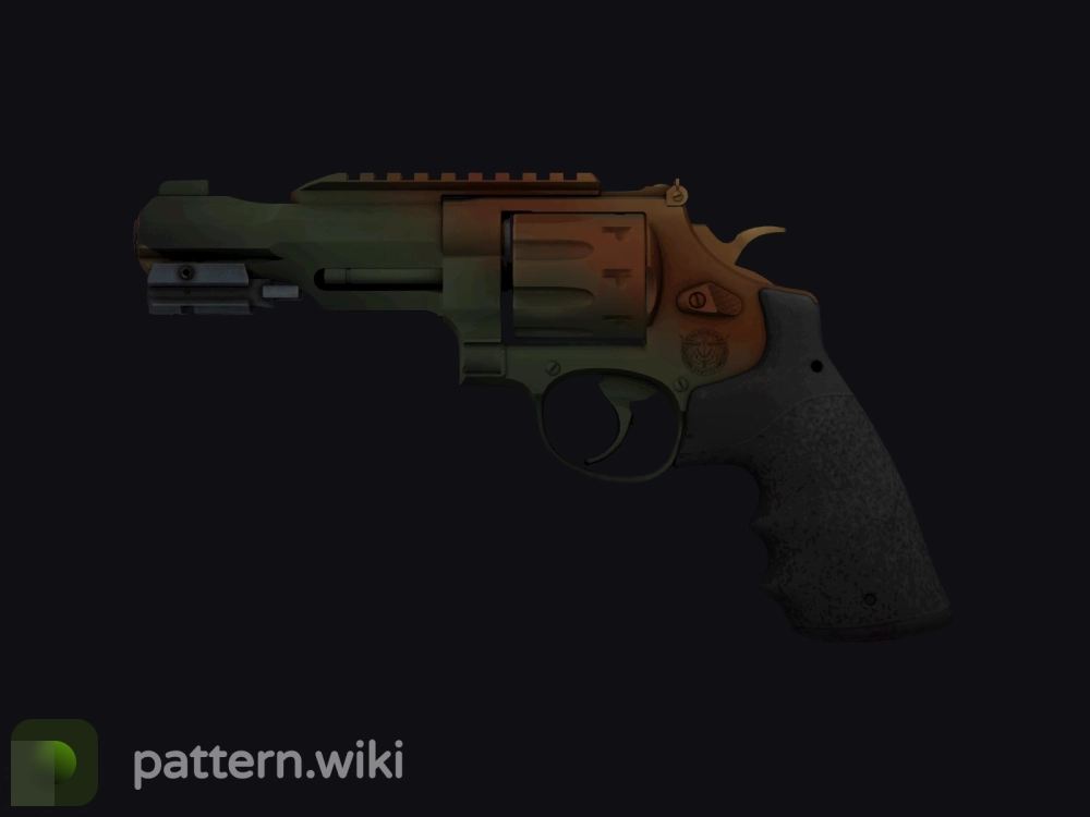 R8 Revolver Amber Fade seed 394