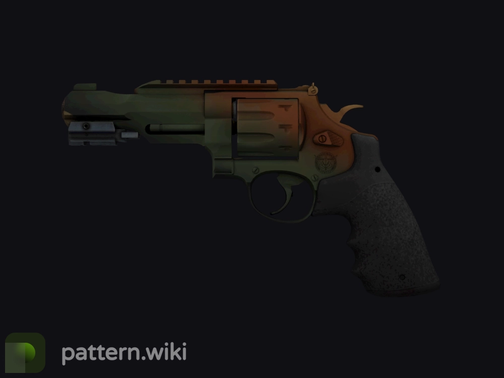 R8 Revolver Amber Fade seed 335